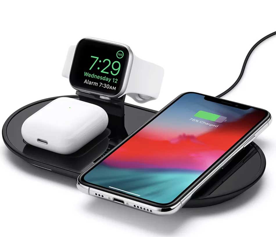 mophie 3-in-1 wireless charging pad1